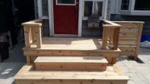 Front walkout Cedar